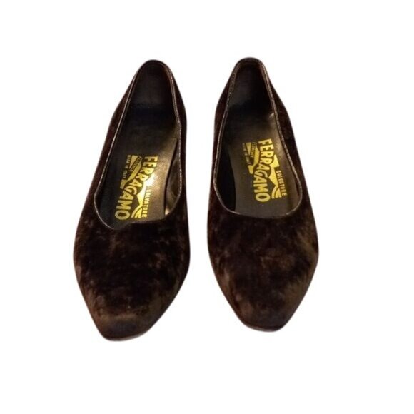 Salvatore Ferragamo 6.5 B Brown Velvet Heels Made Italy Elegant Classic Vintage - Picture 8 of 12